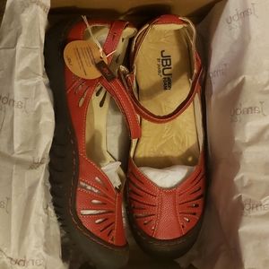 JBU red sandals, size 9